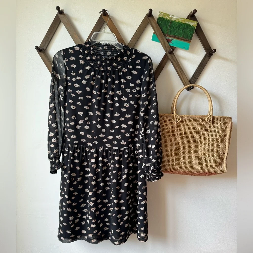 Madewell Mistlight Mockneck Dress in Seattle Floral Black Size S - Picture 3 of 16